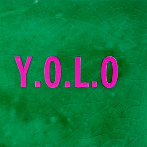 tegeltje yolo
